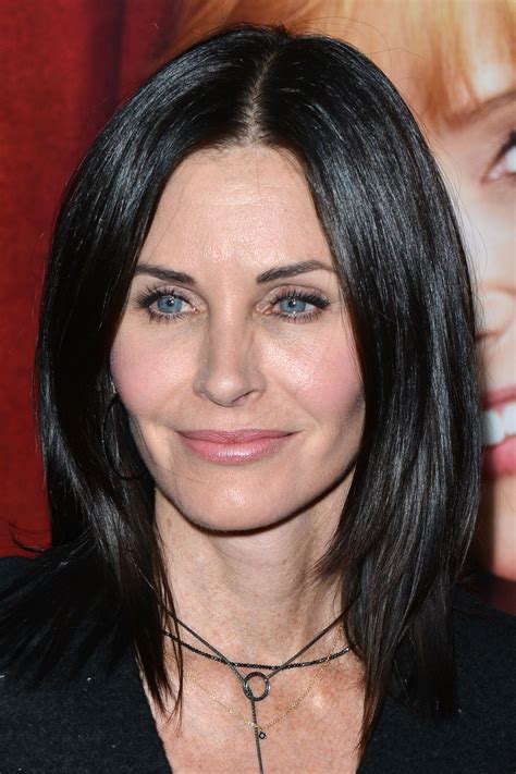 courteney   comeback premiere  hollywood