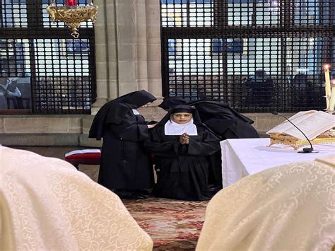 En imágenes: así son las nuevas monjas ordenadas en Vitoria