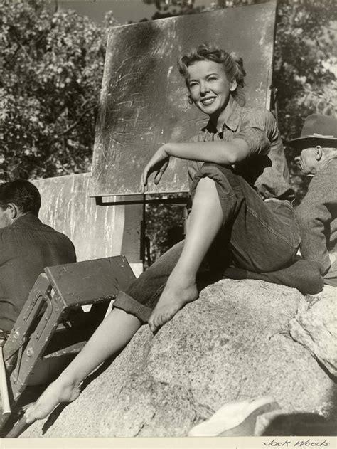 Ida Lupino's feet
