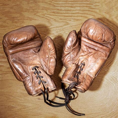 Vintage Boxing Gloves | Boxing gloves, Vintage box, Gloves