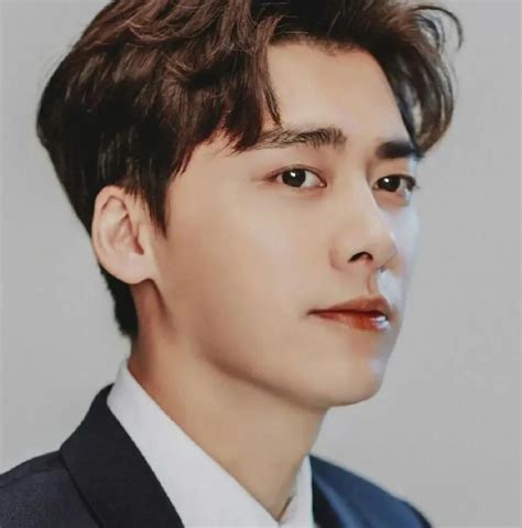 How many billions is Li Yifeng worth? - iMedia