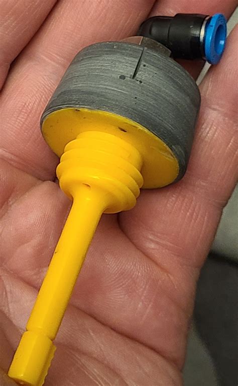 3720 front spindle hub seal leak | Green Tractor Talk