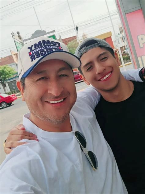 Dennis Tapia - Coach - MAÑANA NADIE SABE!! Un día estamos, al otro no y