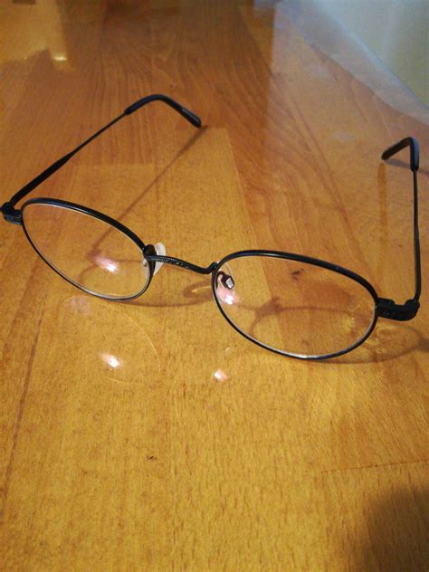 how to tighten glasses 4