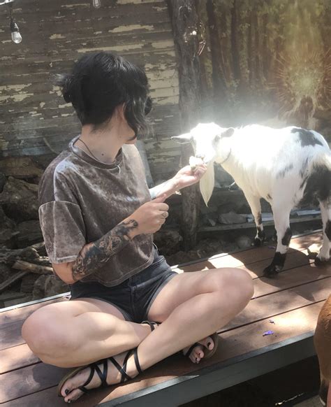Holly Conrad's feet