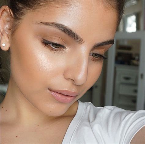 insane types  contouring       fashion magazine