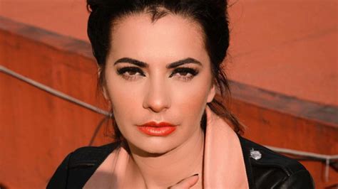 Cecilia Galliano asegura que nunca volvería con sus exnovios