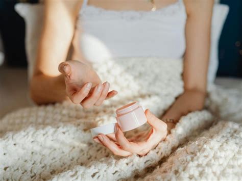 6 Step Winter Skin Care Routine For Dry Skin 2024 - Demure Beauty