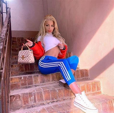 Katja Krasavice: Ihr erstes Mal war ein Dreier! | BRAVO