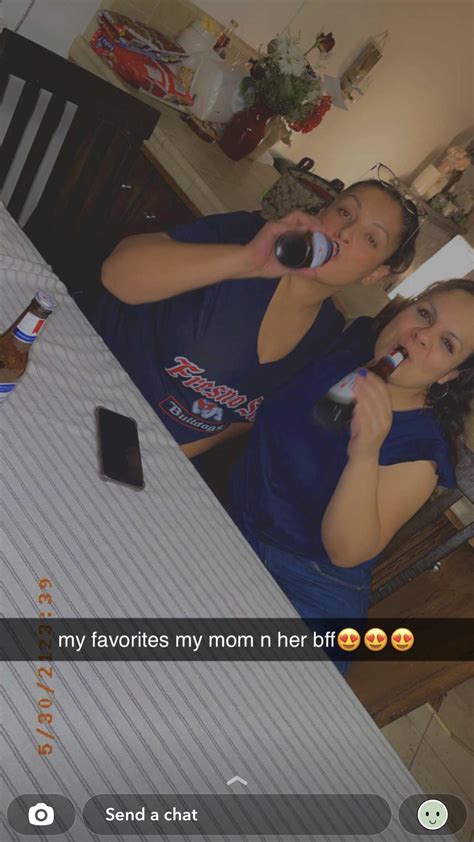 Is my friend moms fuckable? What y’all doing to them? 👀 | Scrolller