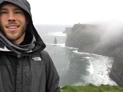 American tourist in Ireland. Came here on a whim and loved it - your