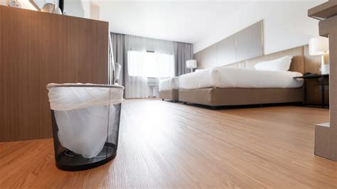 easiest ways    hotel stay  sustainable