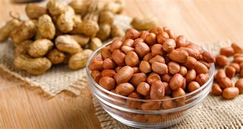 thanh phan dinh duong cua dau phong loi ich vang cho suc khoe