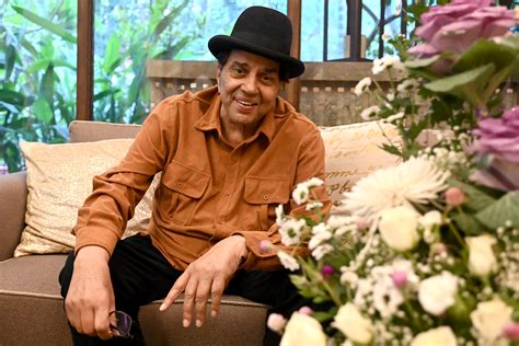 veteran actor dharmendra dies