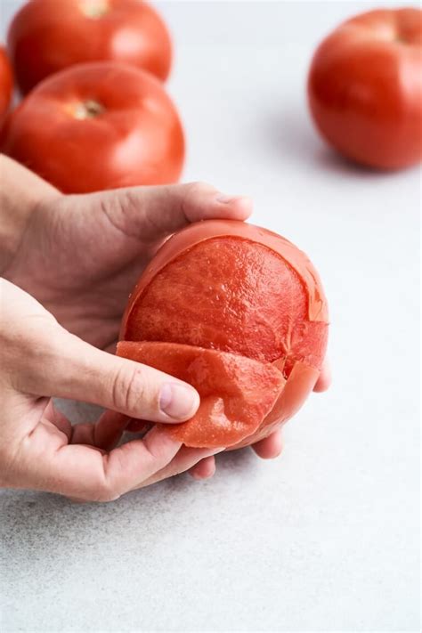 How To Blanch Tomatoes (Peels Come Off Easily!) | Live Eat Learn