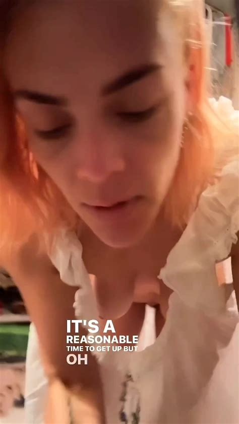 Busy Philipps Nip Slip 3 - DrunkenStepFather.com
