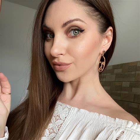 Social media reacts to jim hart and his latest public appearance 39