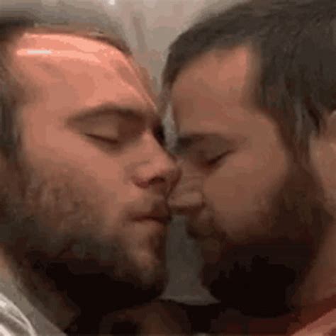 Gay GIF - Gay - Aurkitu eta partekatu GIFak