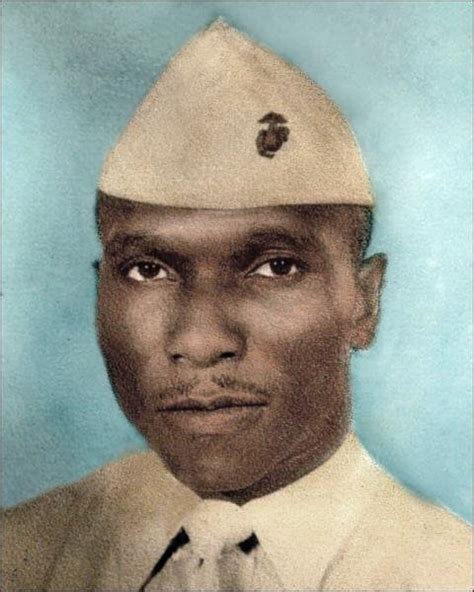 wall  faces vietnam veterans memorial fund