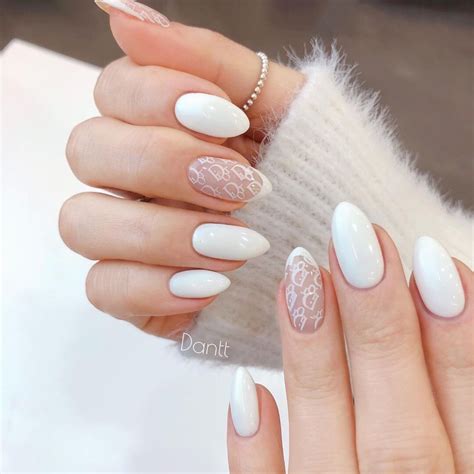 *Boss Babe* 15 Instagram-Worthy Manicures Inspired By Your Favorite ...