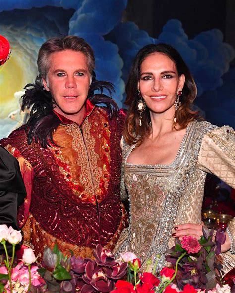 Le prince Emmanuel-Philibert et Adriana Abascal : un amour non déguisé