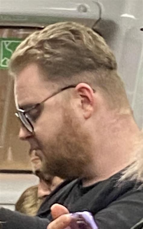 When you live in Russia and see a fat ohnepixel : r/ohnePixel