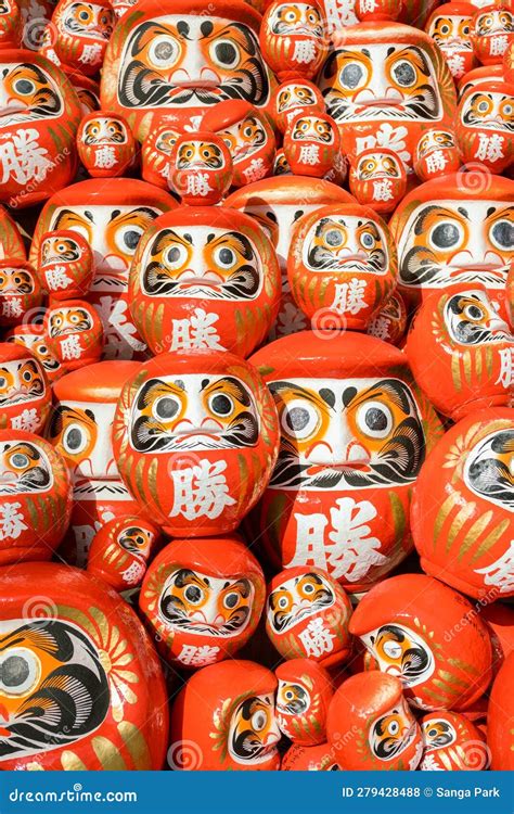 daruma doll  katsuo ji temple  minoh osaka japan stock photo