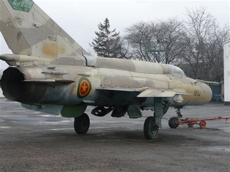 FOTOARMAS.COM: Mikoyan Gurevich Mig-21MF Fishbed. (Fuerza Aerea de ...