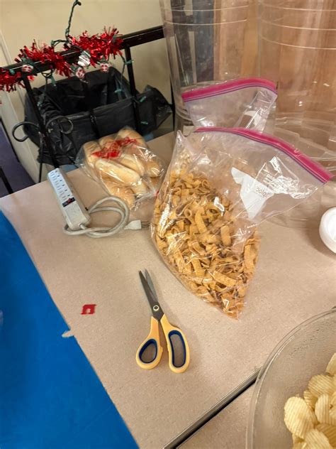 Standardized Aldi's hours today will help every shopper 19