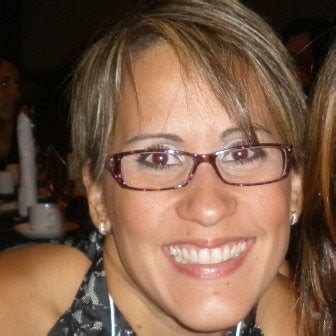 vialys rivera ruiz entrepreneur  business   vialys rivera