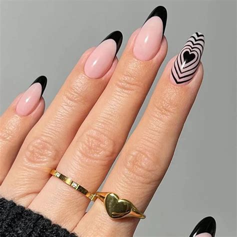 Stiletto Nails Black Designs