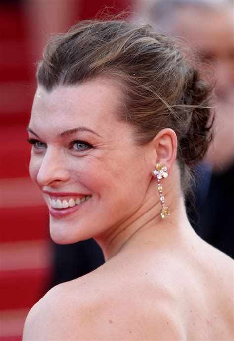 Milla Jovovich Pictures. Hotness Rating = 8.74/10