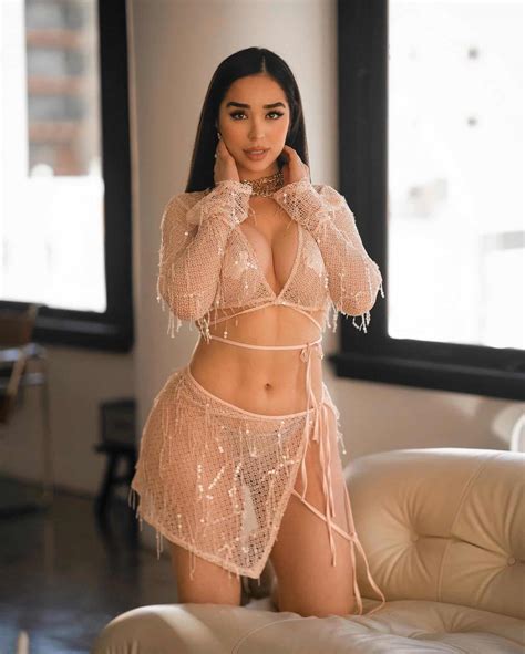 Jaqueline Romero - OnlyFans, Age, Height, Net Worth, Boyfriend