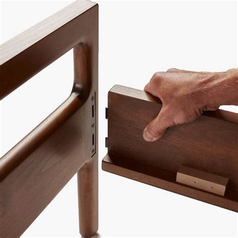 Handmade Wood Bed Frame – Archtist : Architecture and Design consultant