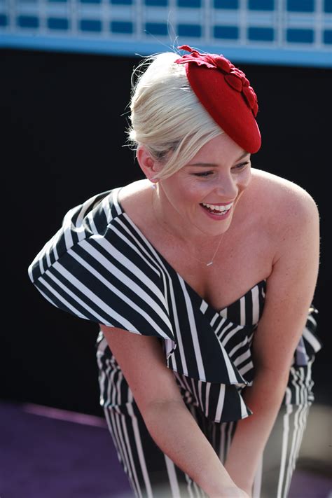 Elizabeth Banks Sexy - The Fappening Leaked Photos