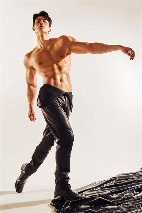 Pin by starfire susan on Anatomy in 2025 | Male pose reference, Human