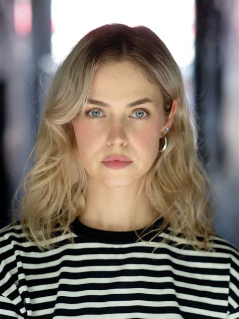 Dana Marie Esch | Schauspielerin, Model