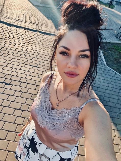 Country girl misses being alone... @selianki Beautiful? | Селяночки ...