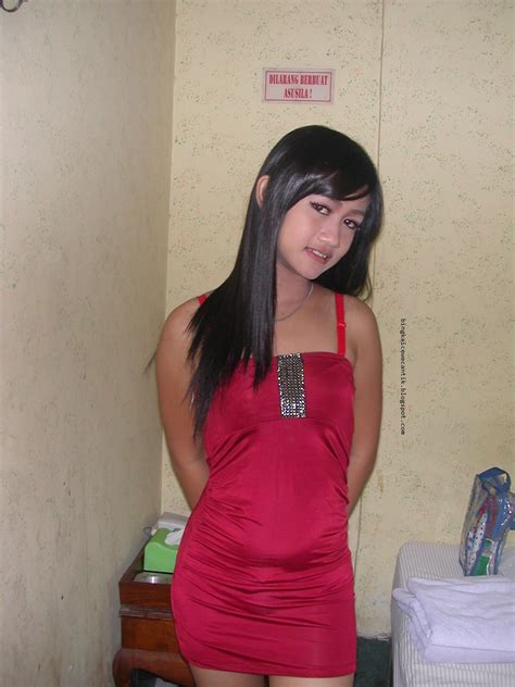 Nanda - ABG Kimcil Terapis | Bingkai Cewe Cantik