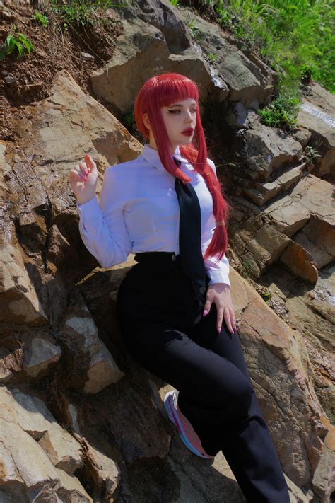 Makima cosplay by puddingu_desu : r/cosplaygirls