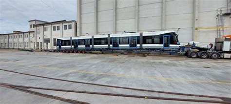 Arrival of the first Avenio M in Ulm 10 months ahead of the announced