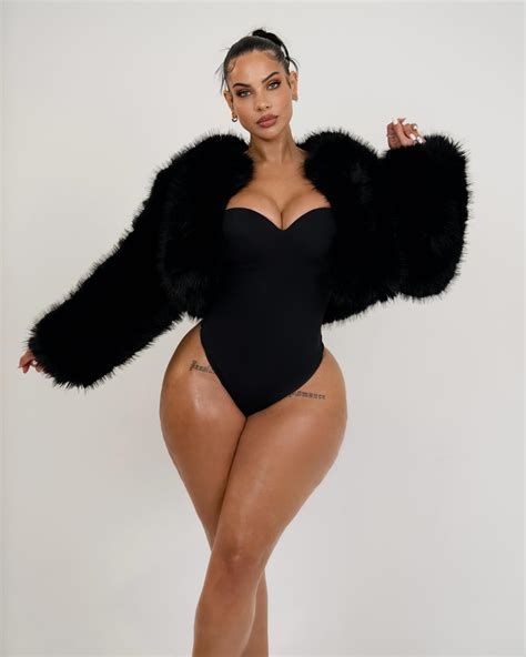 AMIRAHDYME | What’s your favorite flavor ? 🍦 | Instagram