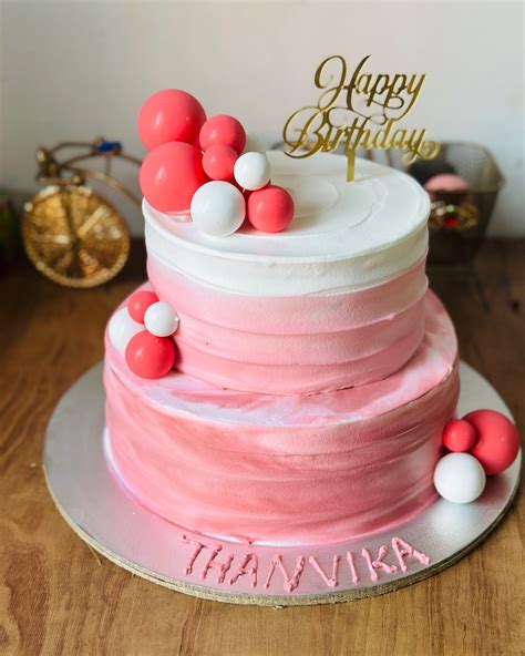 Jascakes by Jasminfayis (@jas_cakes_) • Instagram photos and videos