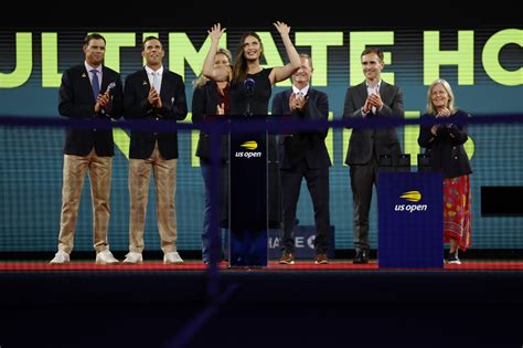 Maria Sharapova Turns Heads at US Open 2025, Enters the Court in Outfit