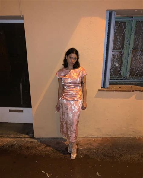 Blu Hunt (@bluhunt) • Instagram photos and videos