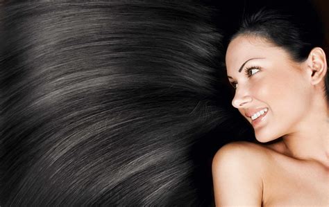 15 Geranium essential oil benefits for skin, hair, and health