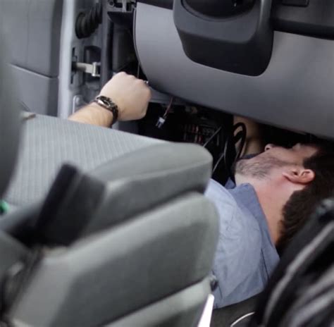 GPS Tracking Devices for Fleet Vehicles | Verizon Connect