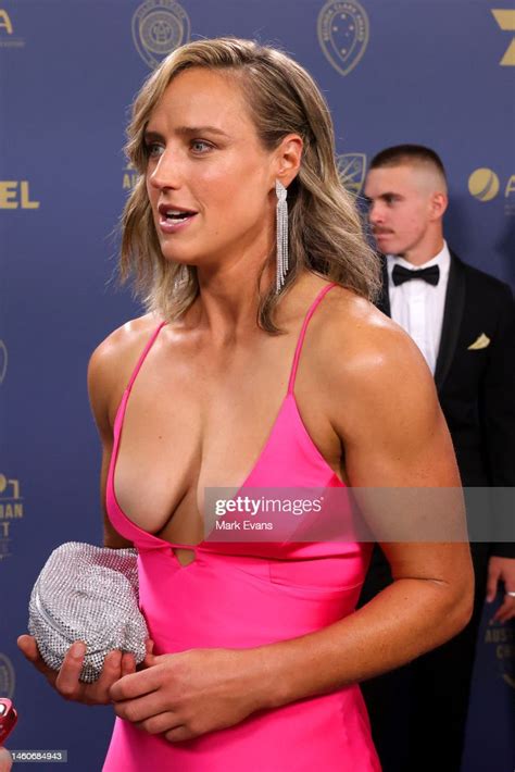 The Enchanting Empire: What's Behind Ellyse Perry's Multi-Million Dollar Fortune?