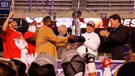 Fresno State football gets ranked in final AP Top 25 poll - ABC30 Fresno
