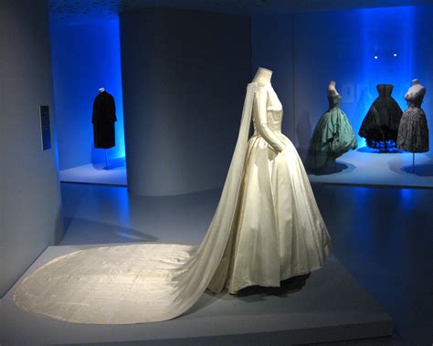 Cristobal Balenciaga Signature Looks
